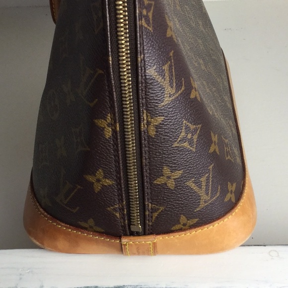 Authentic Louis Vuitton monogram Alma PM - Picture 5 of 8